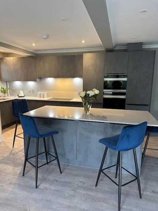 Cameron Coach House Modern Property In Murrayfield Edimburgo Exterior foto